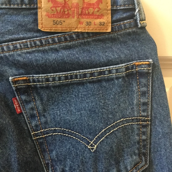 Levi’s 505 Men’s Jeans W30 x L32 - Picture 2 of 3